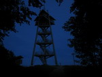 Schauinslandturm bei Nacht